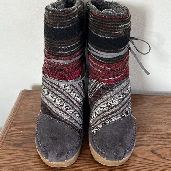TOMS• Suede Leather Lined Women’s Mid Calf Booties Boots Boho Hippie, Size 5-6.5 - Picture 6 of 9